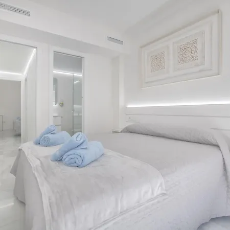 Apartamentos Haranas II & Parking Cordova Esterno foto